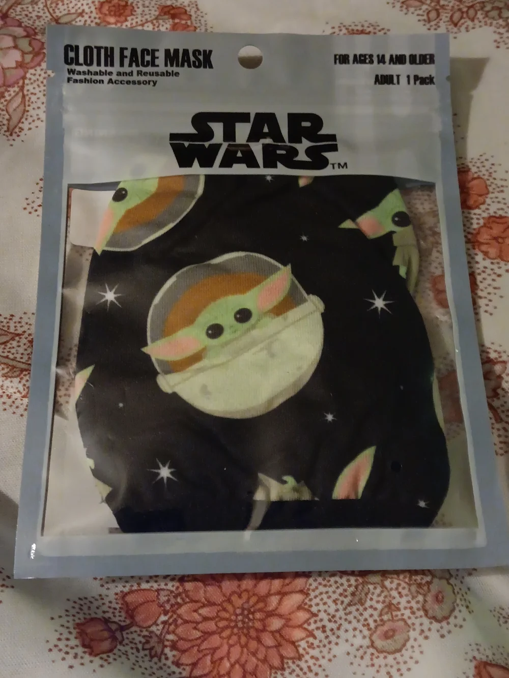 Brand NEW Star Wars Kids Black Face Mask with Green BABY YODA